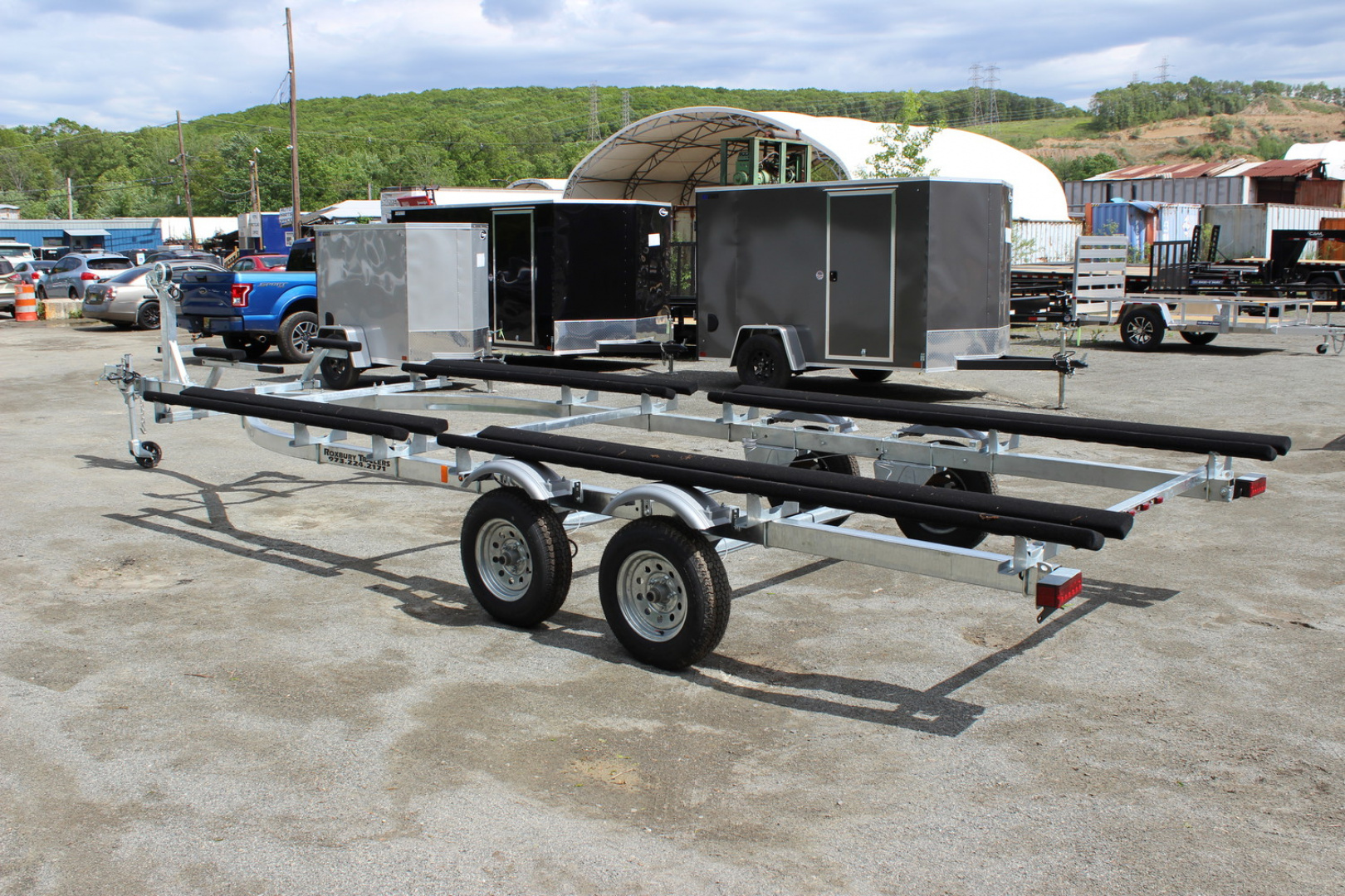 New2026 Load Rite P-22/24T-4700TB2 Pontoon Boat Trailer - Load Rite - Image 2